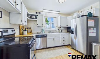 21 Sunburst Dr, Cody, WY 82414