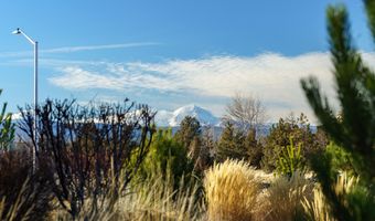 3859 NE Oakside Lp, Bend, OR 97701