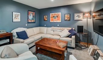 2877 Glacier Valley Rd, Fitchburg, WI 53711