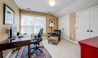7505 MARBURY Rd, Bethesda, MD 20817
