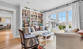 15 Liberty St, Chester, CT 06412