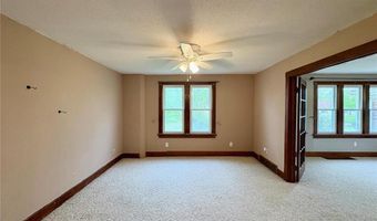 9621 Main St, Altenburg, MO 63732
