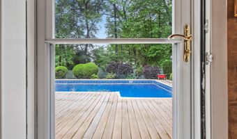 221 Lloyd Rd, Aberdeen, NJ 07747