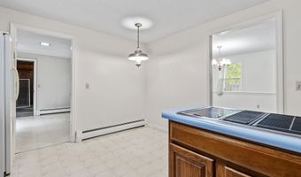 28 Colony Rd, Augusta, ME 04330