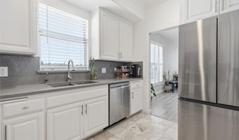 10790 Rose Ave 304, Los Angeles, CA 90034