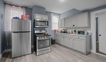 367 Laurel Hill Ave, Cranston, RI 02920