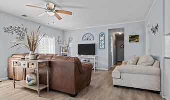 205 Barefoot Ln, Atlantic Beach, NC 28512