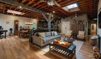 585 White Cir 402, Athens, GA 30605