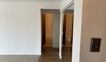 2424 E Oakton St 4F, Arlington Heights, IL 60004
