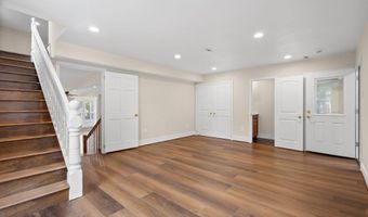 8519 CHESTNUT Ave, Bowie, MD 20715