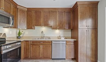 11 Thatcher Dr, Altamont, NY 12009