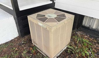 715 Grand Ave, Alden, IA 50006