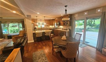 1595 Sackett Hills Dr, Akron, OH 44313