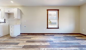 312 E 4th St, Bicknell, IN 47512