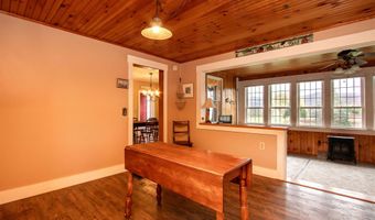 391 Bimson Dr, Barnet, VT 05821