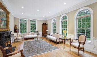 10813 LOCKLAND Rd, Potomac, MD 20854