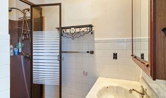 397 Bayview Ave, Bayville, NJ 08721
