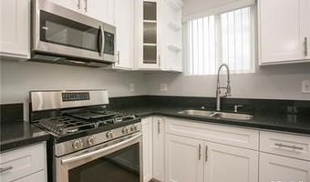 614 W 85th St 1/2, Los Angeles, CA 90044