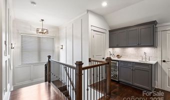 2841 Attaberry Dr, Charlotte, NC 28205