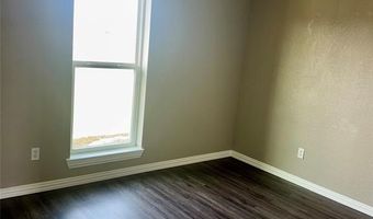 136 Chris Ct, Alvarado, TX 76009