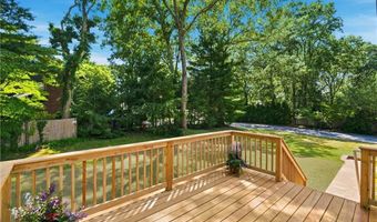 132 Grand View Rd, East Greenwich, RI 02818