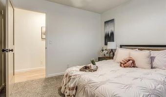 4812 Clearview Dr, Bartlesville, OK 74006