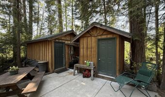 54432 MCKENZIE Hwy 1, Blue River, OR 97413
