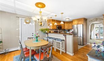 3 Jones Ave, Bristol, RI 02809