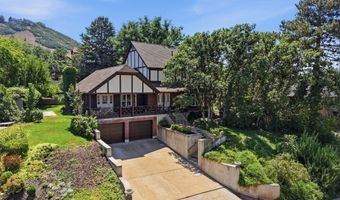 2941 OAKWOOD Dr, Bountiful, UT 84010