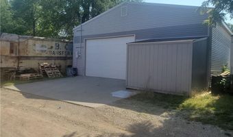 636 N Main St, Ottawa, KS 66067