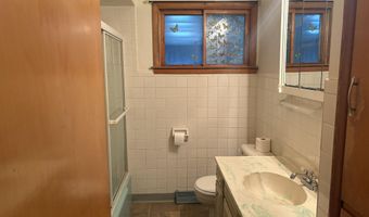 1073 Lake Winyah Rd, Alpena, MI 49707