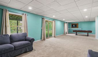 1044 Bicentennial Pkwy, Ann Arbor, MI 48108