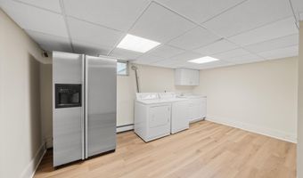 340 Orchard Hills Dr, Ann Arbor, MI 48104