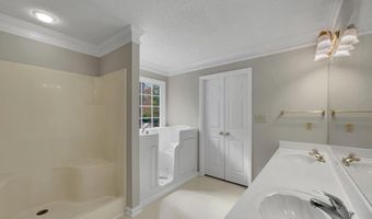 184 Hillsborough Dr, Athens, GA 30606