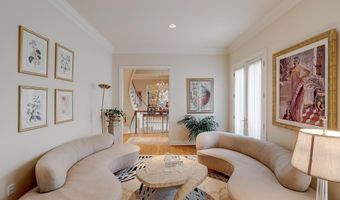 4744 34TH St N, Arlington, VA 22207