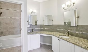 7110 Woodland Ln, Alpharetta, GA 30009