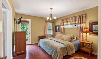 13239 Old Woolmarket Rd, Biloxi, MS 39532