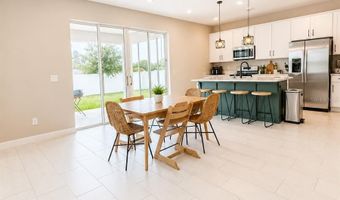 560 SUMMIT RIVER Dr, Apopka, FL 32712