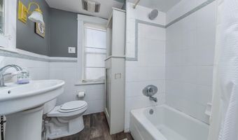 225 PARK Pl, Audubon, NJ 08106