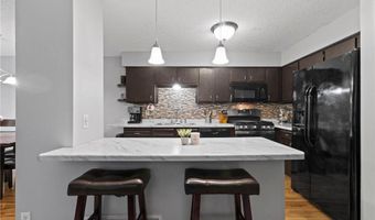 13941 Herald Ct, Apple Valley, MN 55124