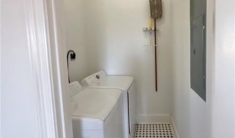 137 SEAL Dr, Arabi, LA 70032