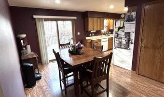 406 Parkview Dr, Bloomfield, IA 52537