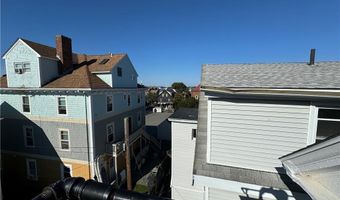 9 Ann St 2, Newport, RI 02840