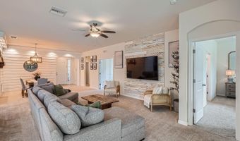 6307 SHADOWLAKE Dr, Apollo Beach, FL 33572