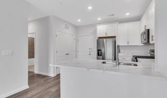 750 Lighthouse Dr 3302, Barnegat, NJ 08005