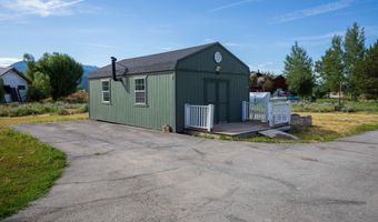 68 KELLY Ln, Alpine, WY 83128