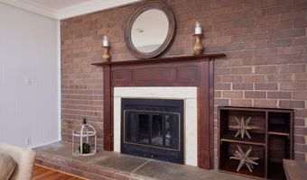 7811 CHARLESTON Dr, Bethesda, MD 20817