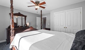 126 Deep Springs Dr, Bardstown, KY 40004