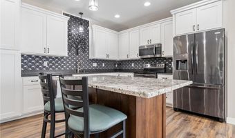 250 Rodeo Rd, Alexandria, MN 56308