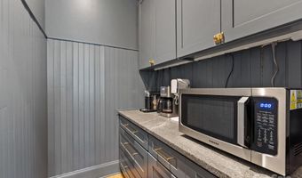 1614 Brook Rd, Charlotte, NC 28205